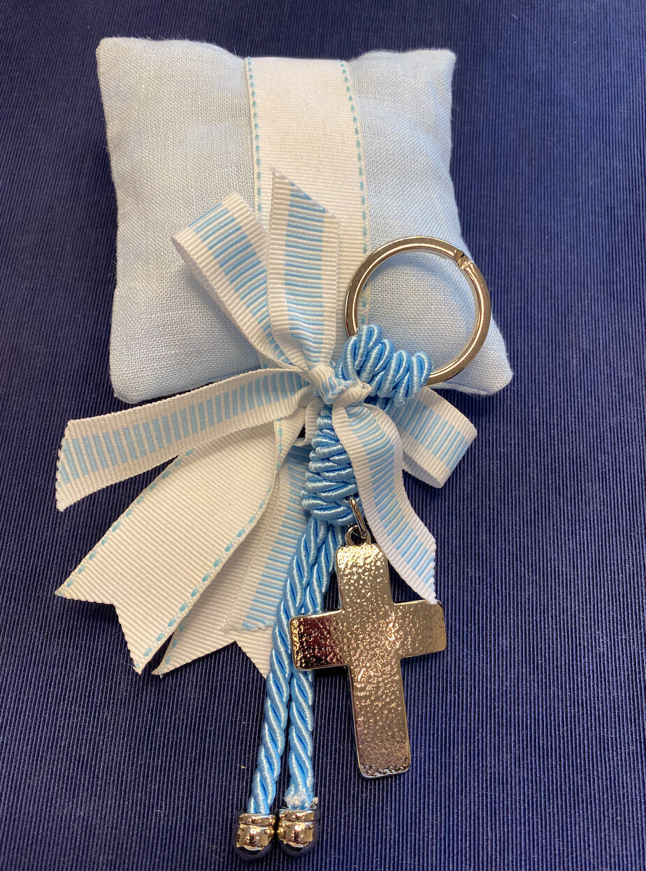 Baby blue linen pillow favors