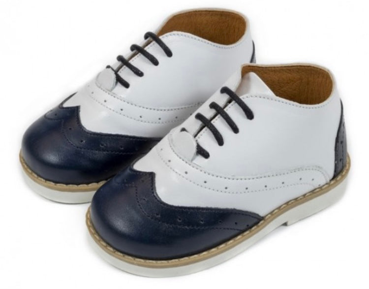 BOYS SHOES