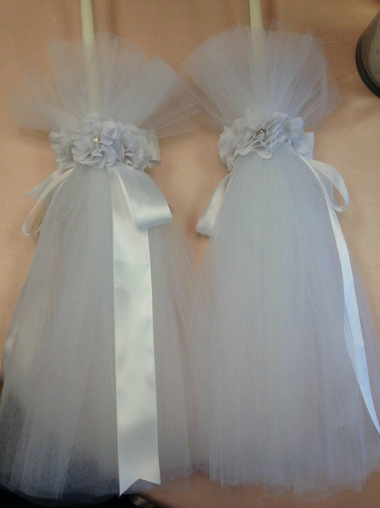 White tulle skirt wedding candles