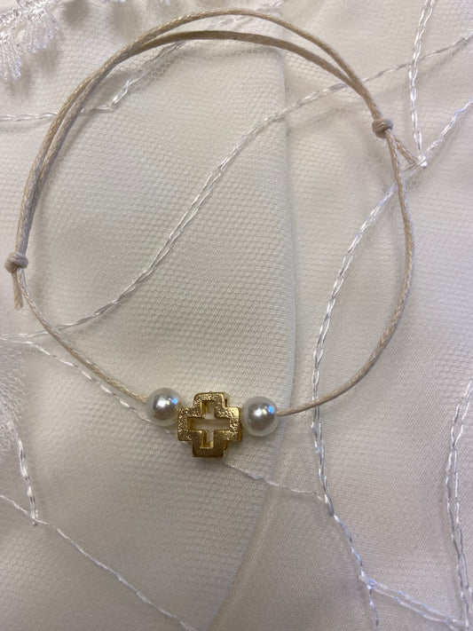 GOLD and PEARL BRACELET