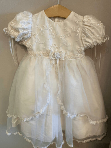 Lilly Piccolo Bacio Baptismal Gown